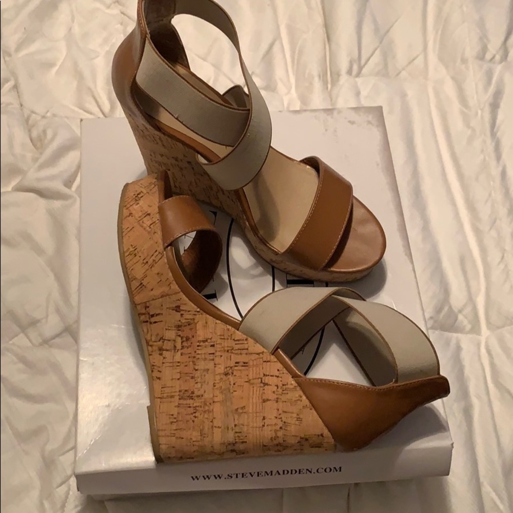 Steve Madden Wedges